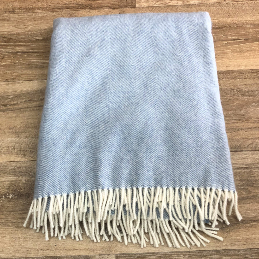 McNuTT - Lambs Wool Blanket