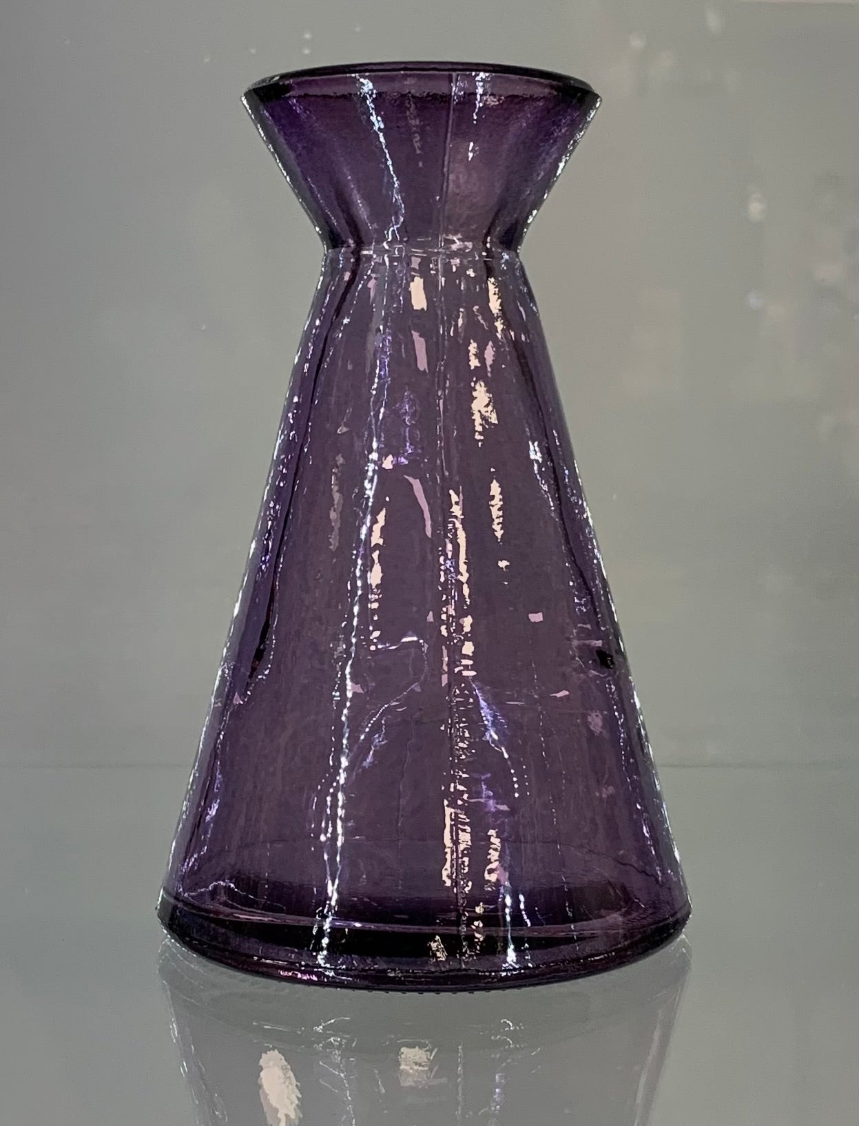 Tarifa Straight Bud Vase
