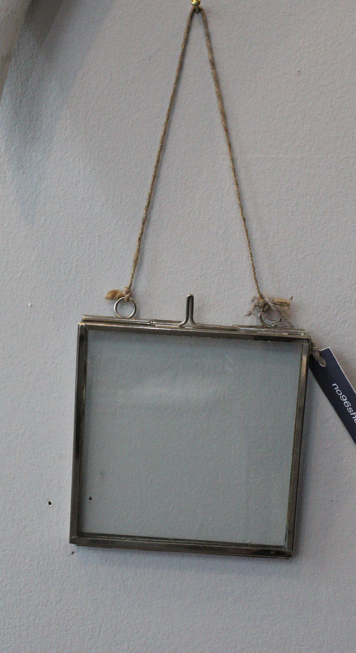 Metal Hanging Frame