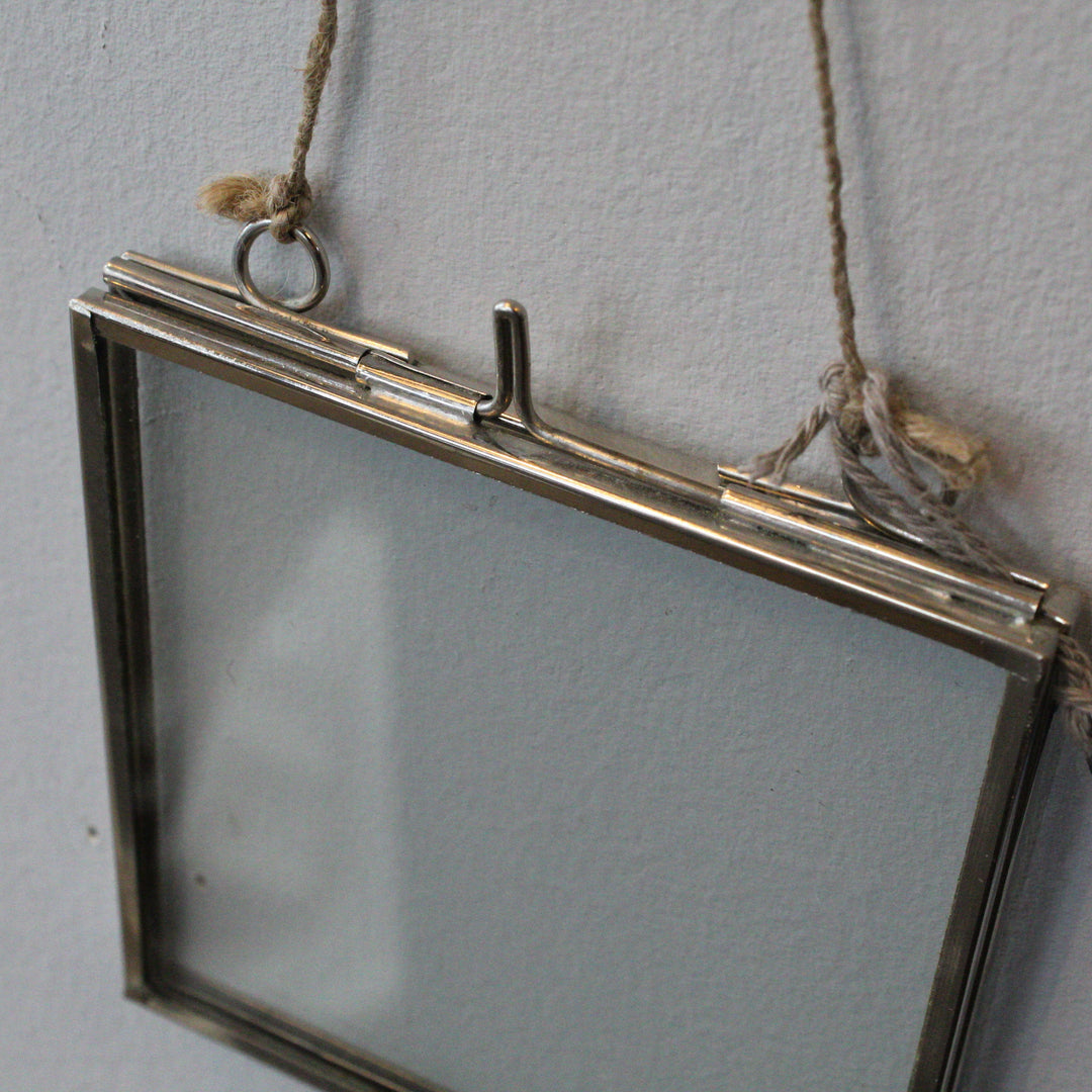 Metal Hanging Frame