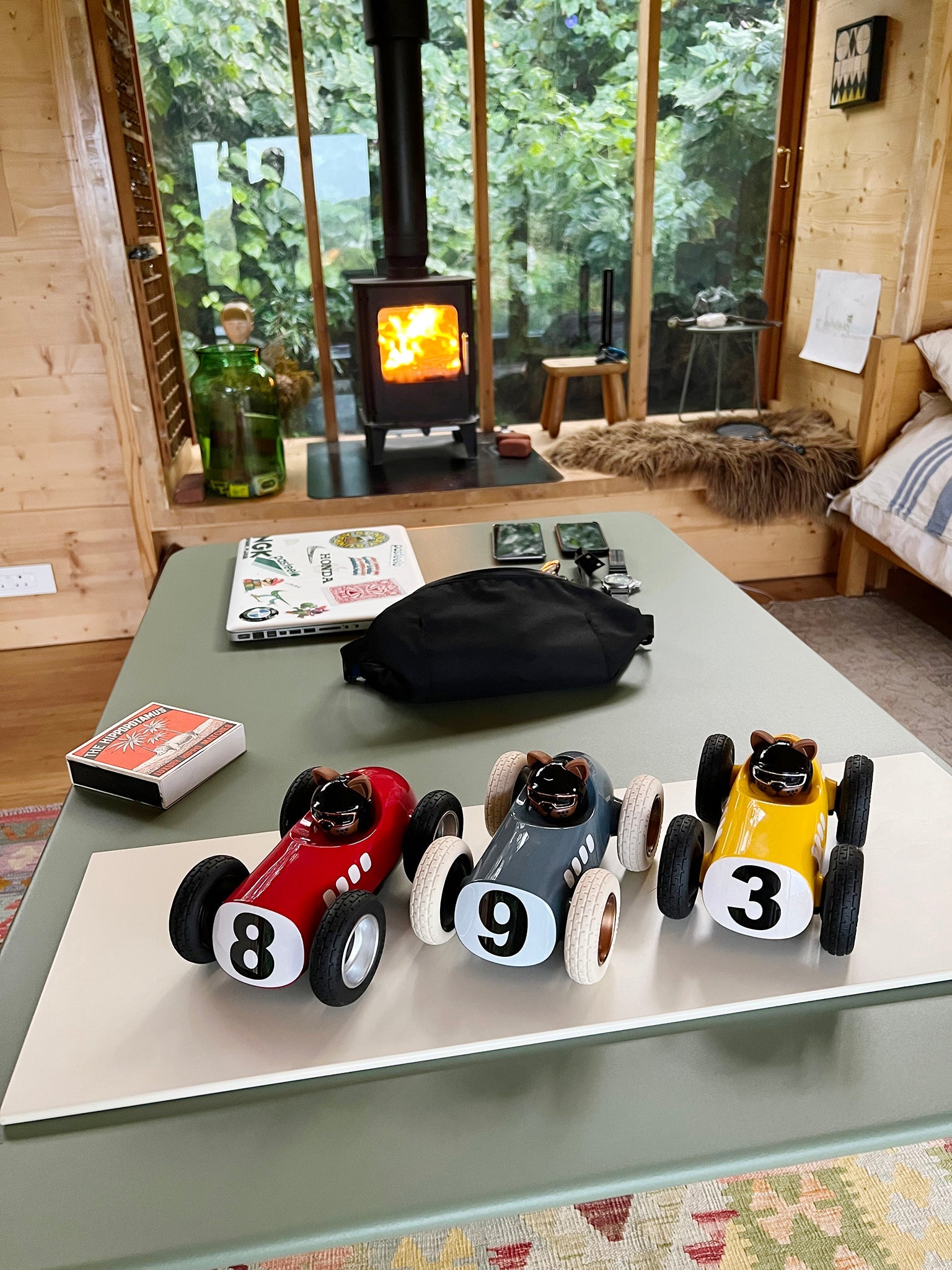 Playforever Egg Roadster - Hardy