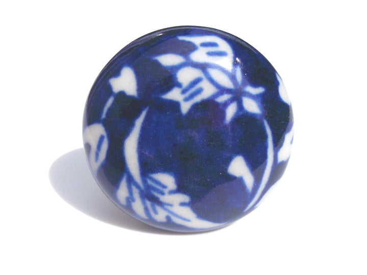 Blue with White Looped Flowers Knob