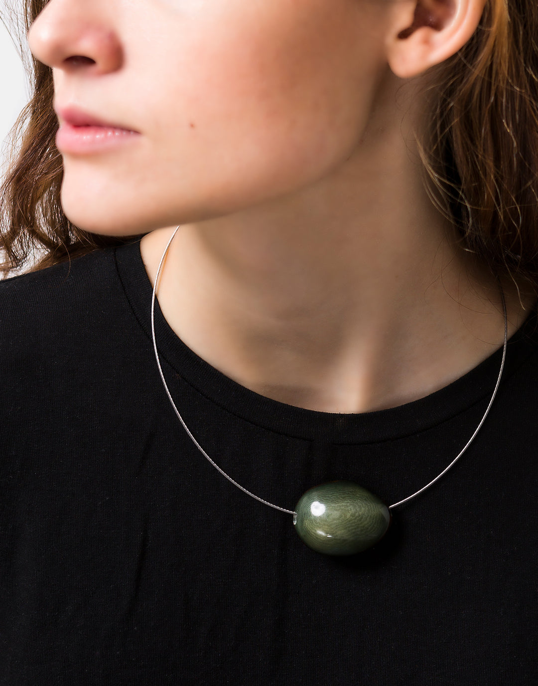 Flattened Seed Wire Necklace - Noir