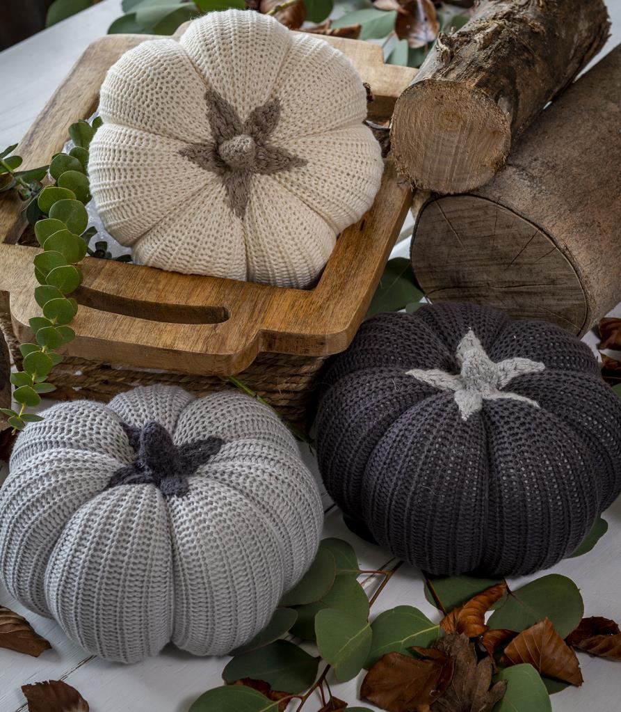 Knitted Pumpkin - Grey