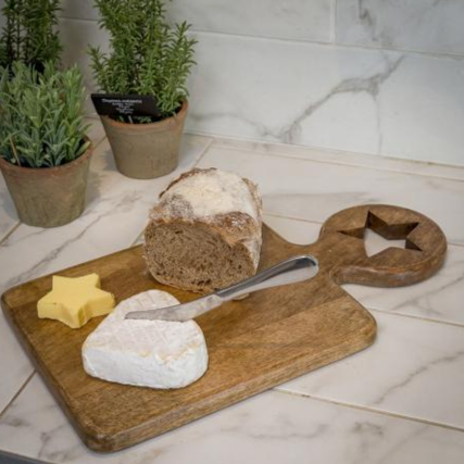 Wooden Chopping Board with Handle Detail