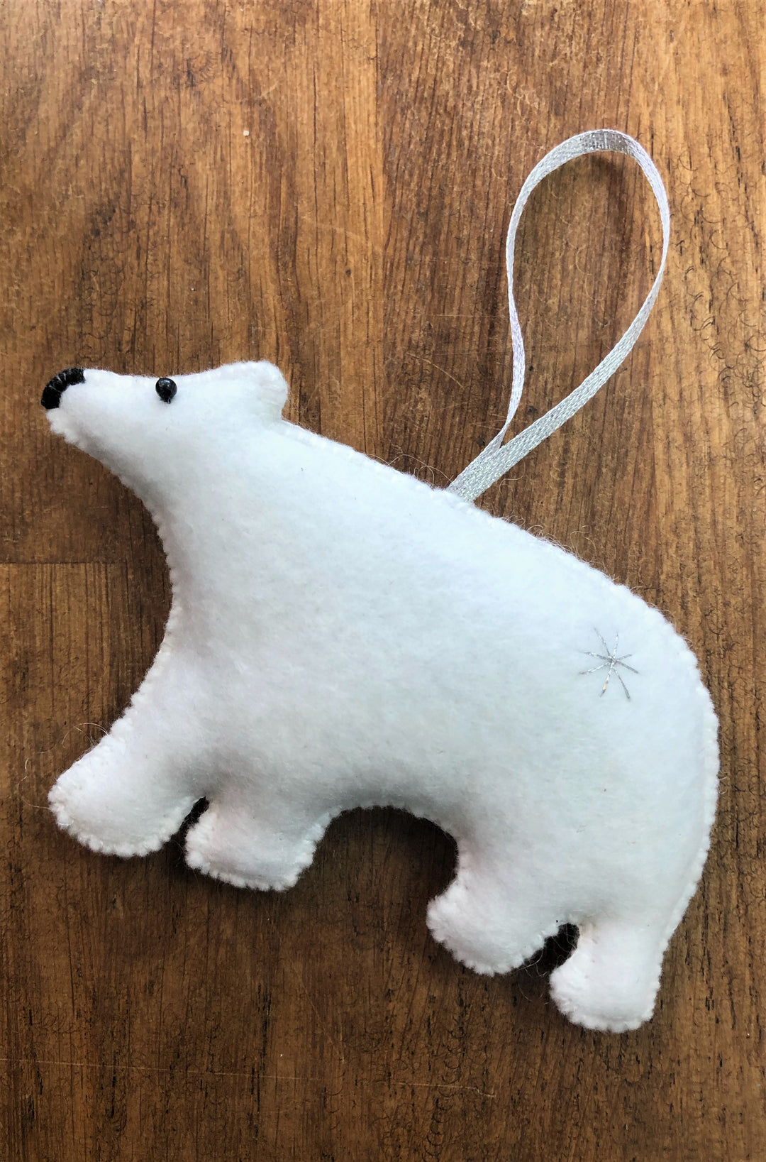 Christmas Hanging Ornaments - Polar Bear with a Star