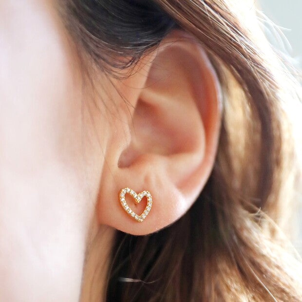 Crystal heart online stud earrings