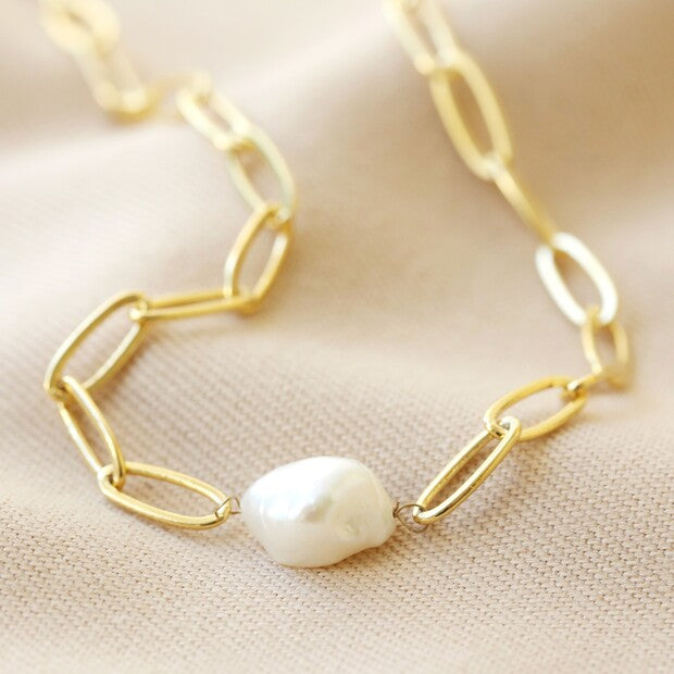 Cable chain and Pearl necklace