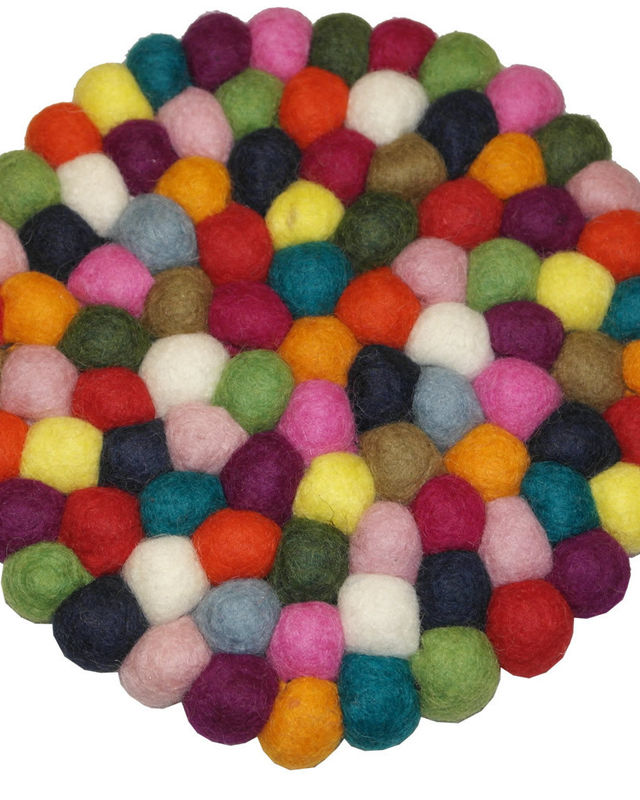 Felted Wool Place Mat- Large ball